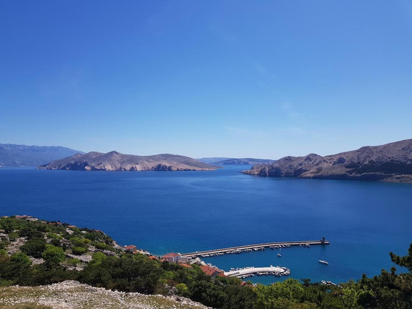 Apartments Bugi Baška Eksteriør billede