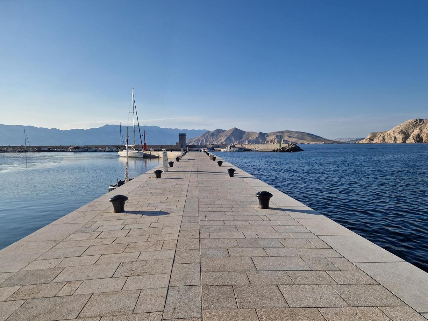 Apartments Bugi Baška Eksteriør billede