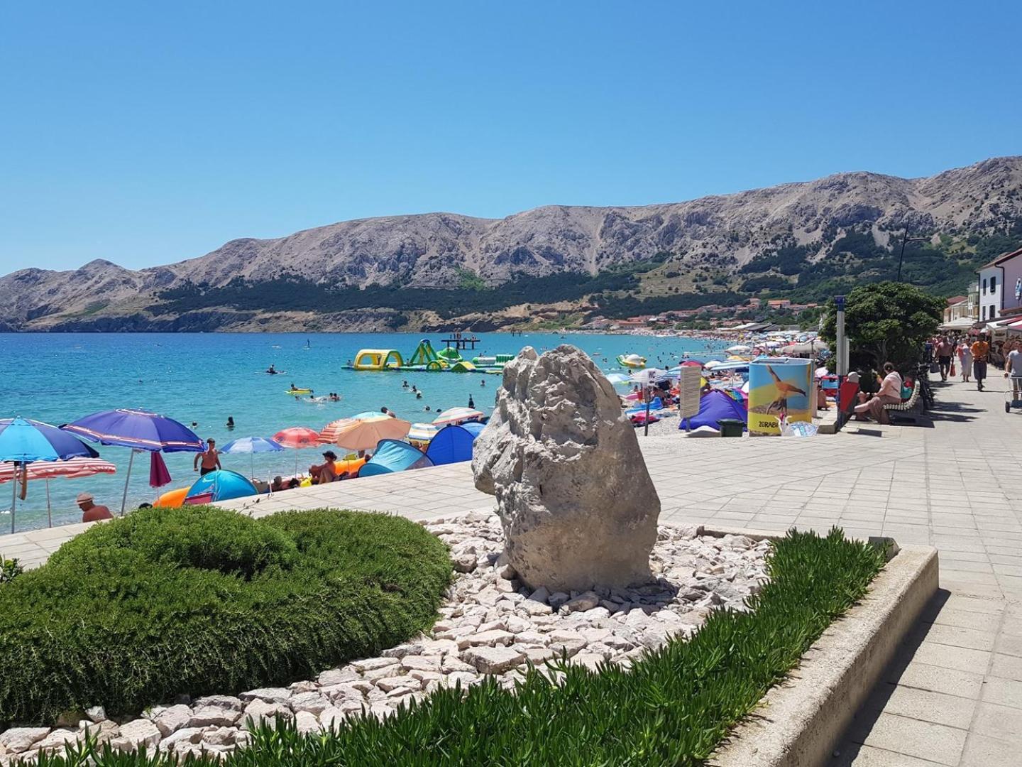 Apartments Bugi Baška Eksteriør billede